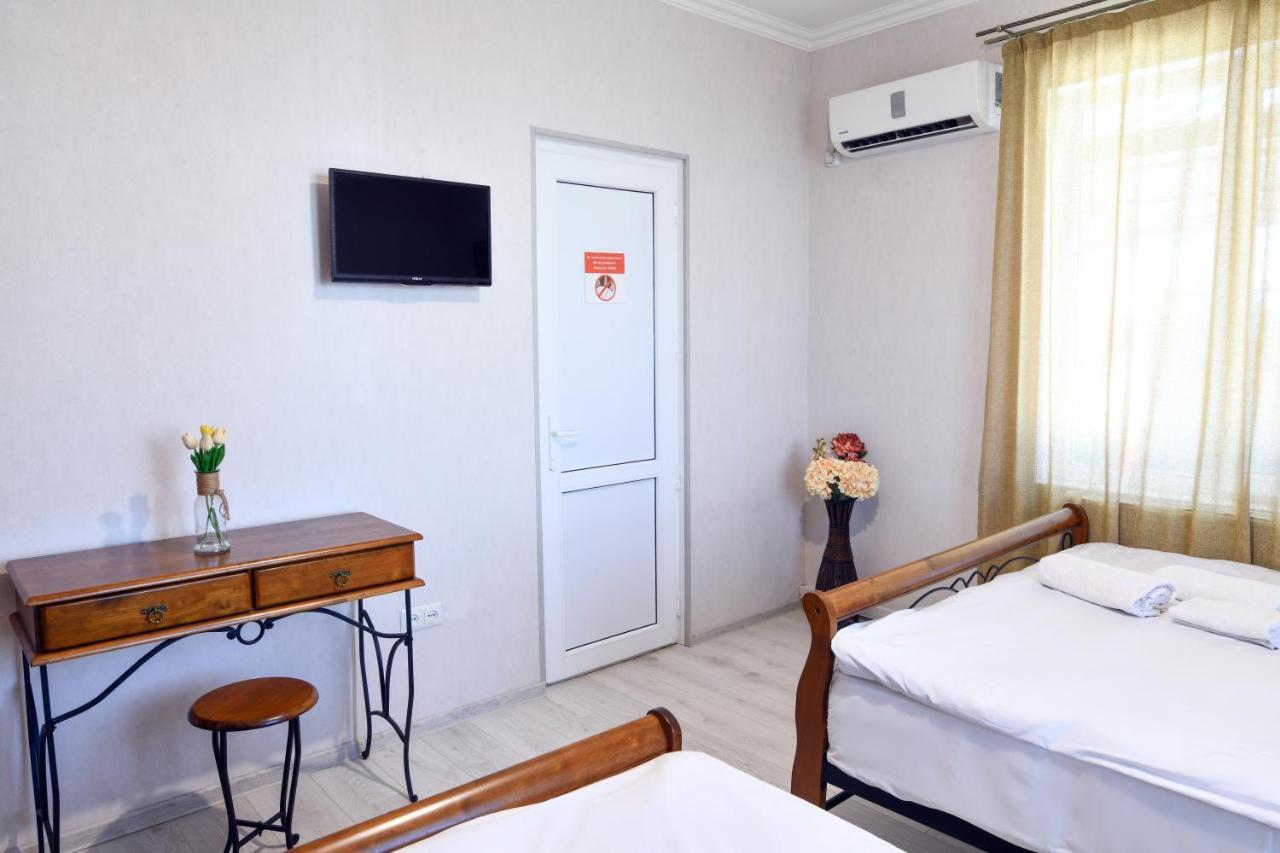 טביליסי Marcos Hotel מראה חיצוני תמונה