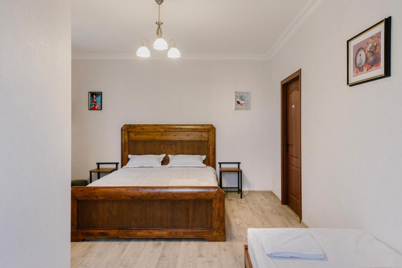 טביליסי Marcos Hotel מראה חיצוני תמונה