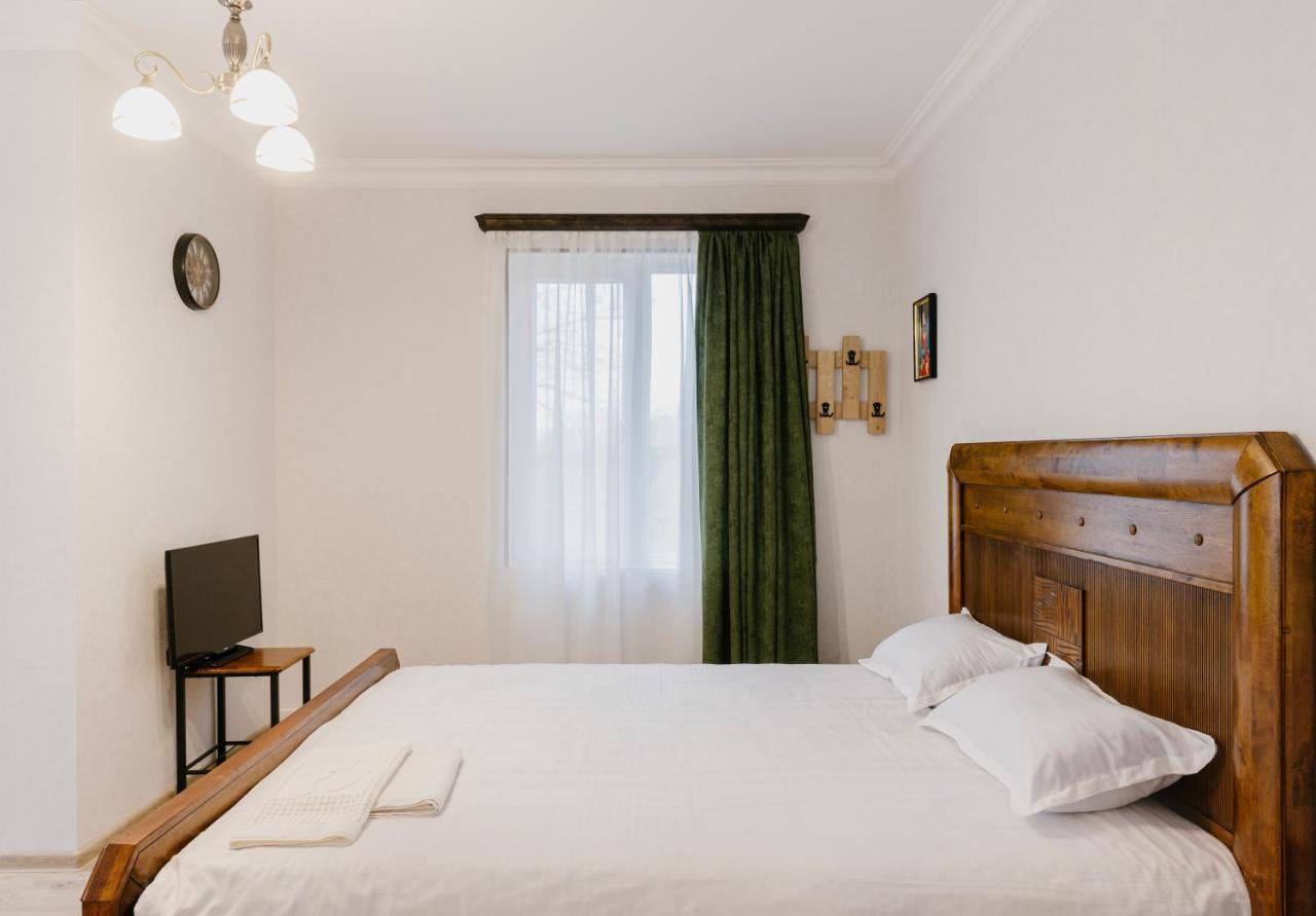 טביליסי Marcos Hotel מראה חיצוני תמונה