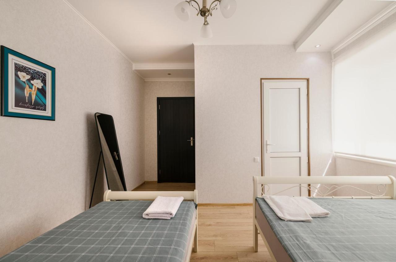 טביליסי Marcos Hotel מראה חיצוני תמונה