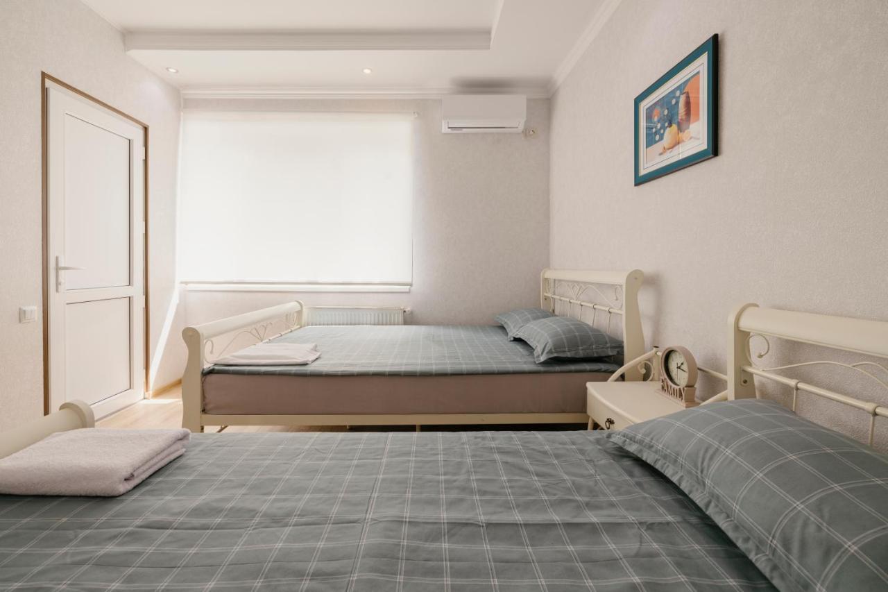 טביליסי Marcos Hotel מראה חיצוני תמונה