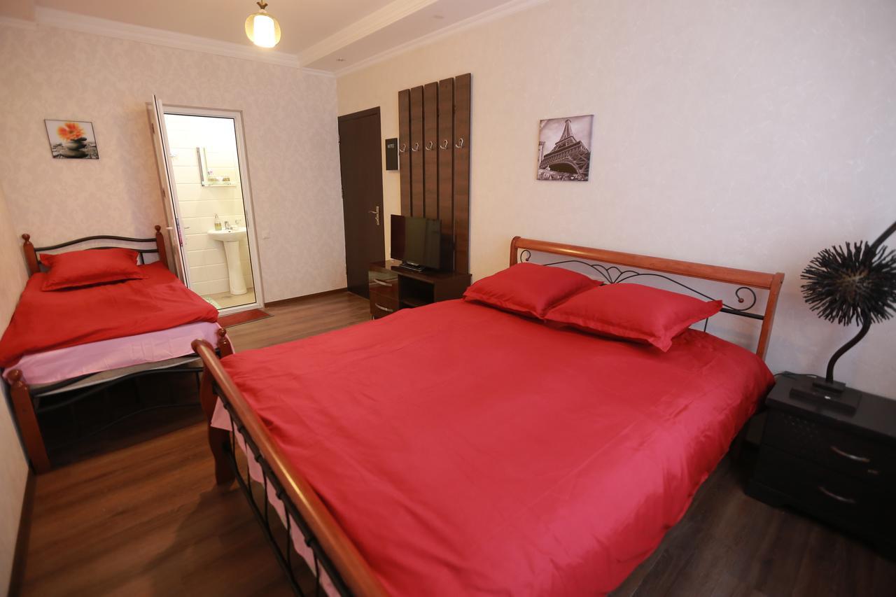 טביליסי Marcos Hotel מראה חיצוני תמונה