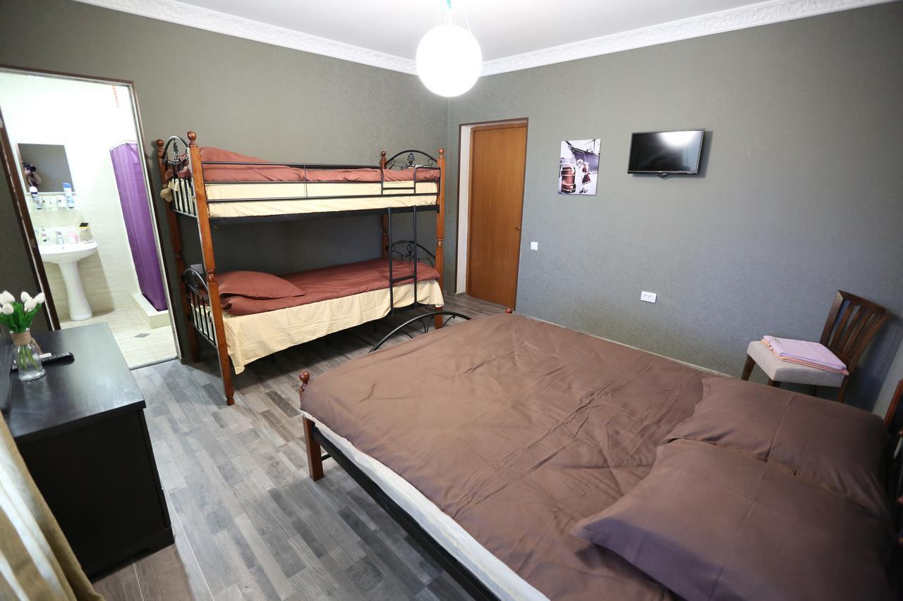 טביליסי Marcos Hotel מראה חיצוני תמונה