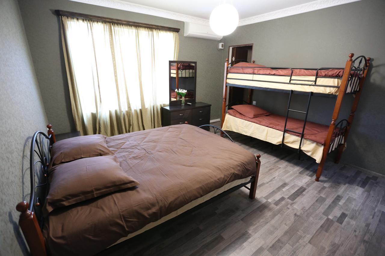 טביליסי Marcos Hotel מראה חיצוני תמונה