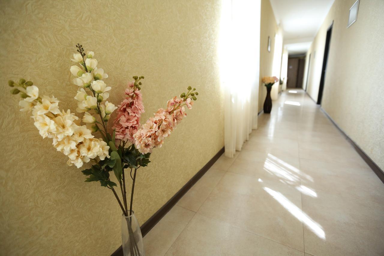 טביליסי Marcos Hotel מראה חיצוני תמונה
